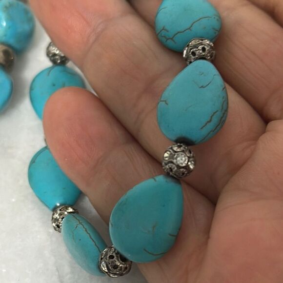 Turquoise Beaded Bracelet Set - Picture 3 of 8